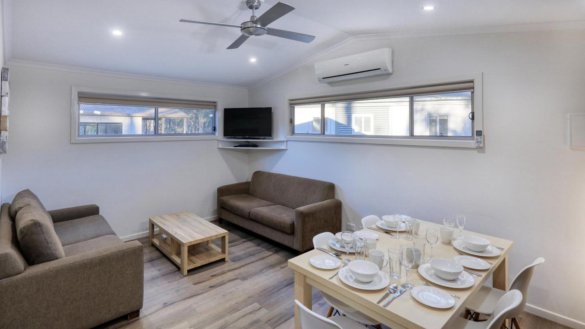 Deniliquin Riverside Caravan Park Eksteriør billede